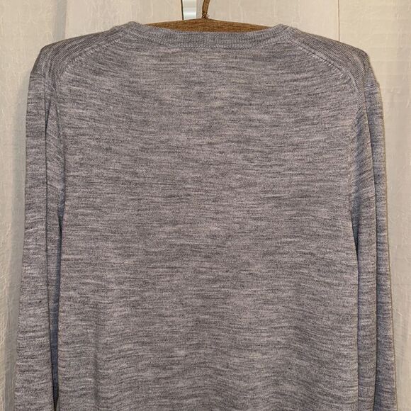 APT. 9 S Silver Gray Merino Wool Blend Fine Knit V-Neck Pullover Sweater - Picture 5 of 12